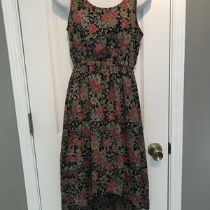 Beautiful floral print dress, excellent condition